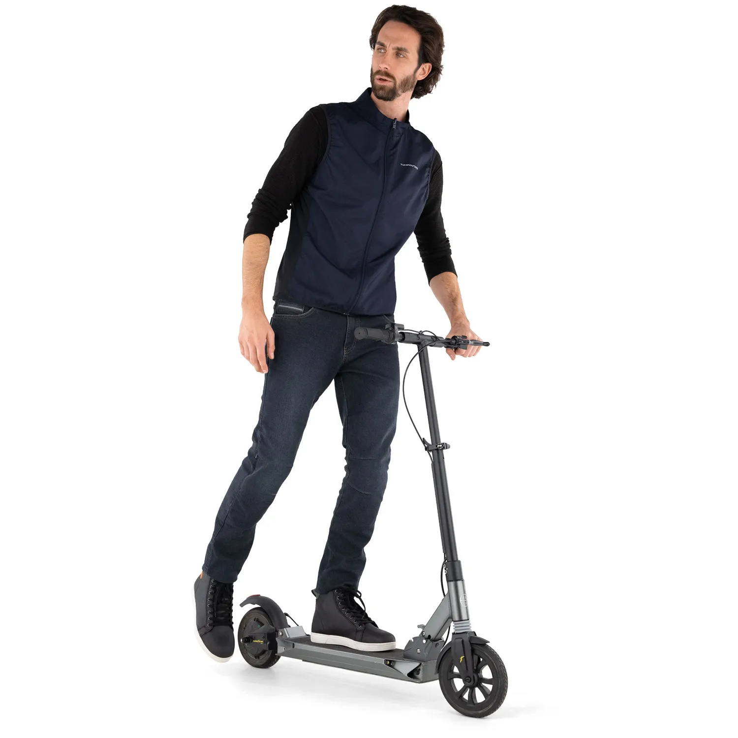 Tucano Urbano Nano Switch vesta vetruvzdorná