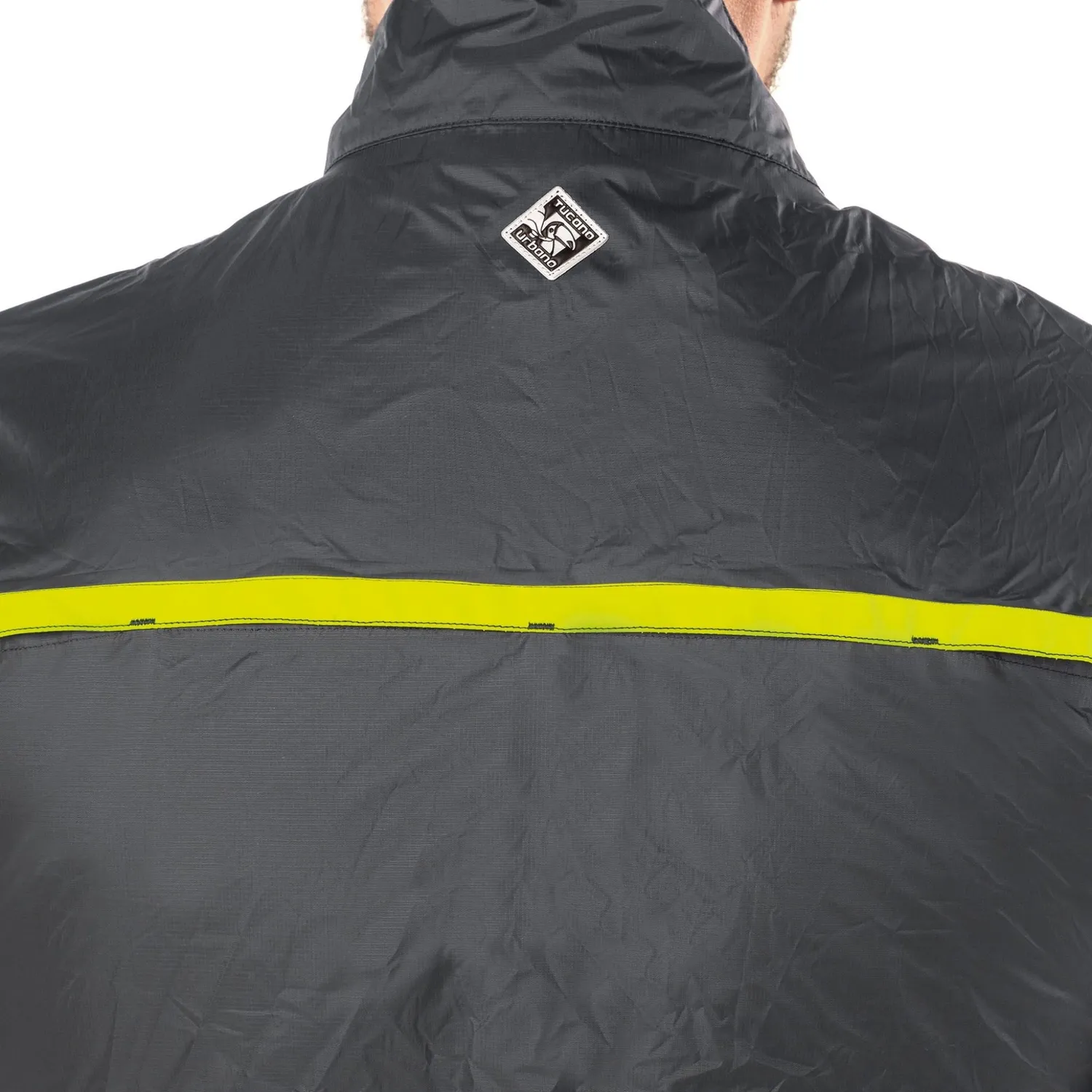 Tucano Urbano Nano Rain Alpha nepremokavá bunda skladacia