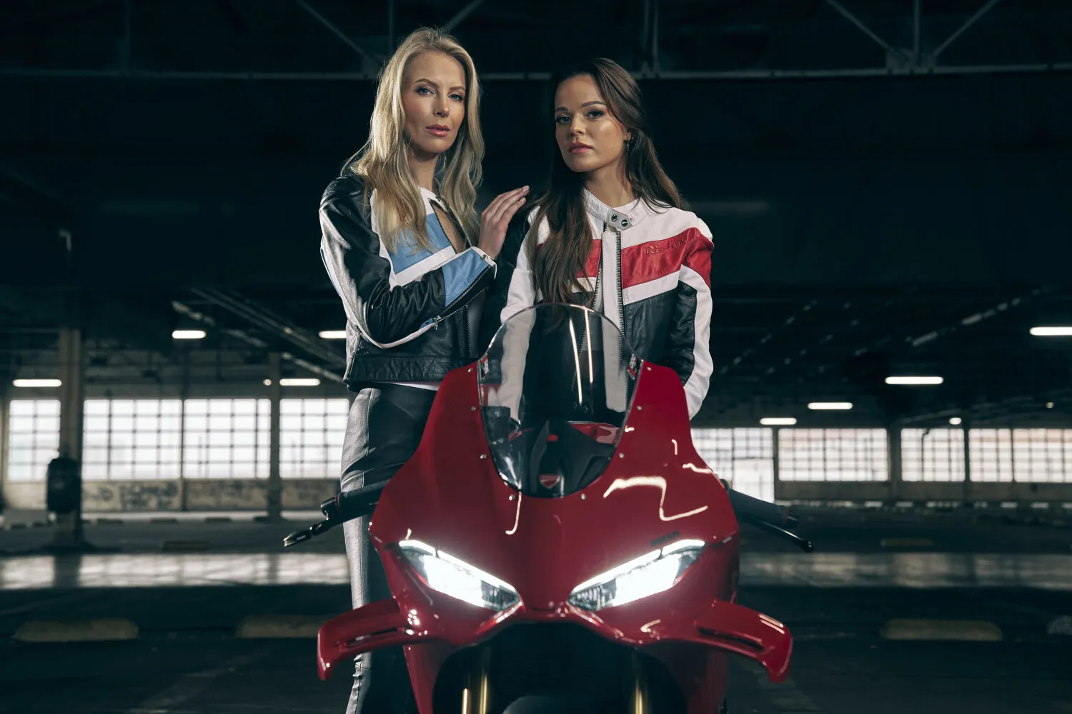 Richa Paige dámska kožená moto bunda retro D3O