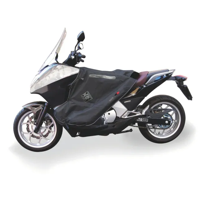Tucano Urbano Termoscud R095 deka na nohy so S.G.A.S.