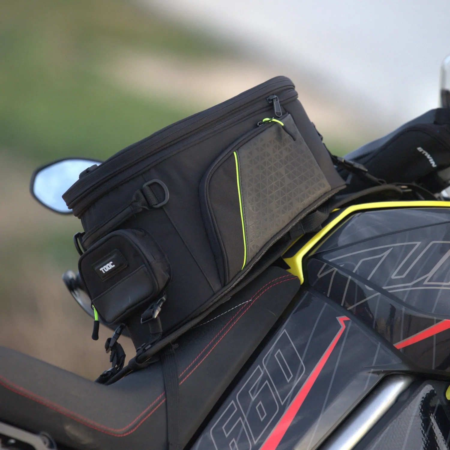 Tucano Urbano TC21 tankvak 19–25 l rozšíriteľný