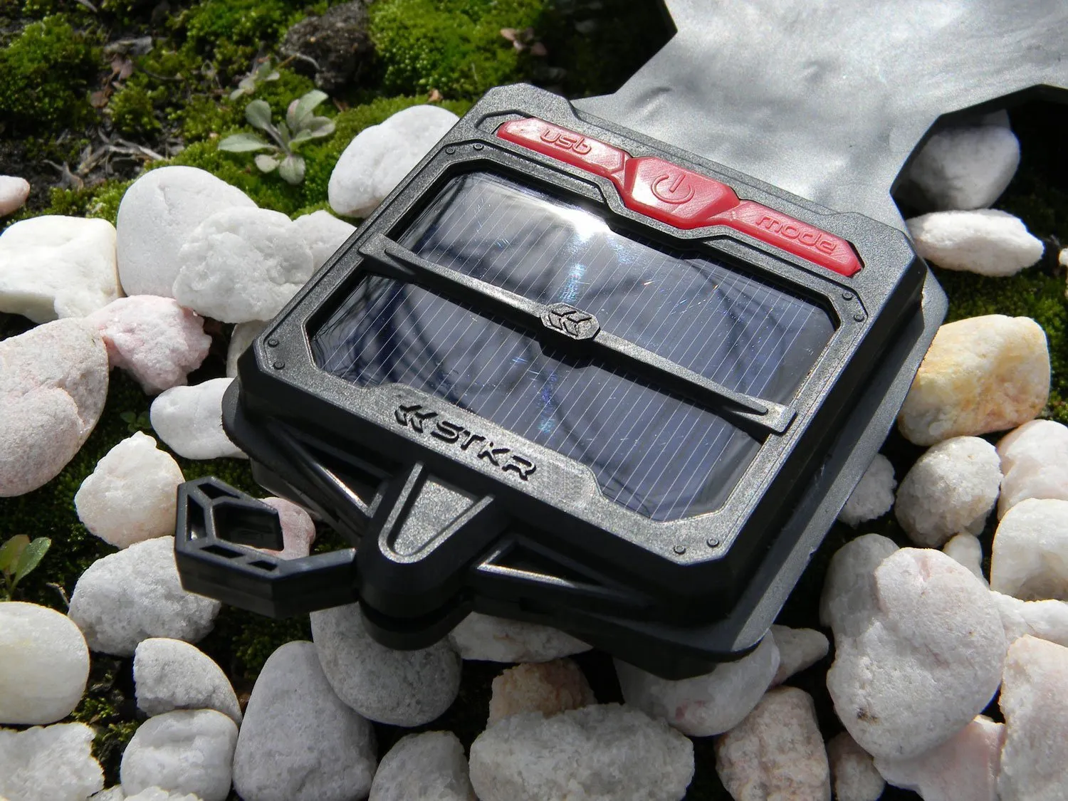 RISK RACING FLEXIT Solar ohybná LED baterka 500 lúmenov
